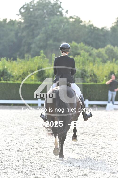250826 2851