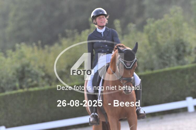250826 3216
