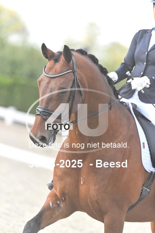 250830 0403