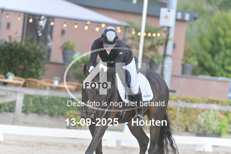 250913 0063