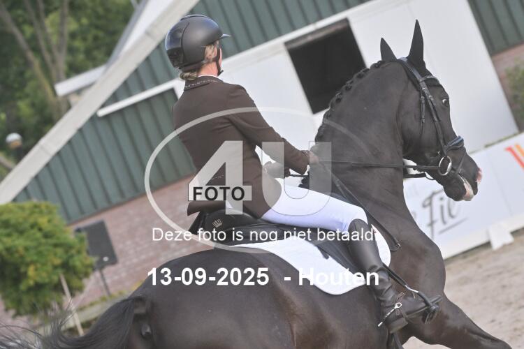 250913 0185