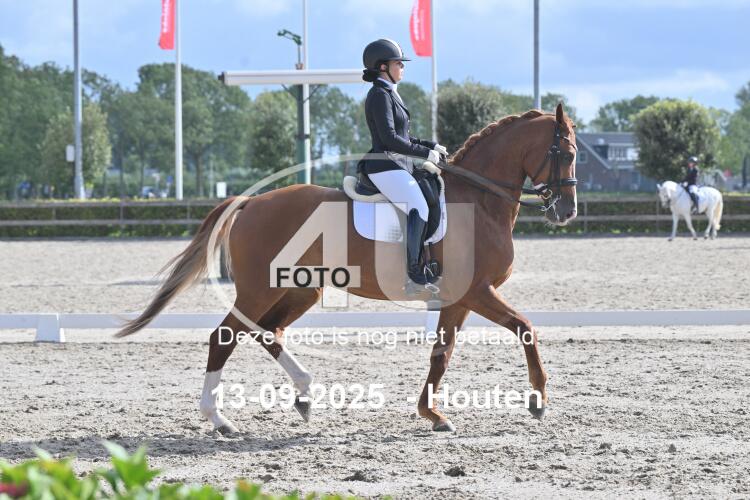 250913 0584