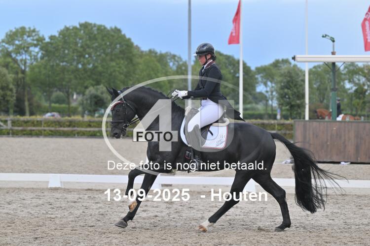 250913 1666