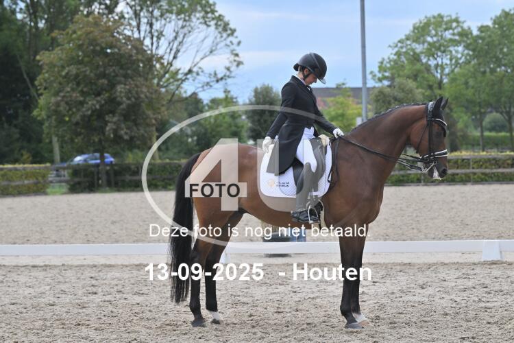 250913 1836
