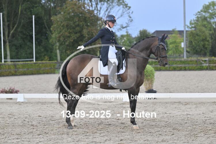 250913 2238
