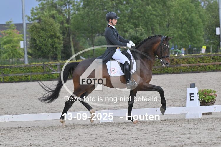 250913 2326
