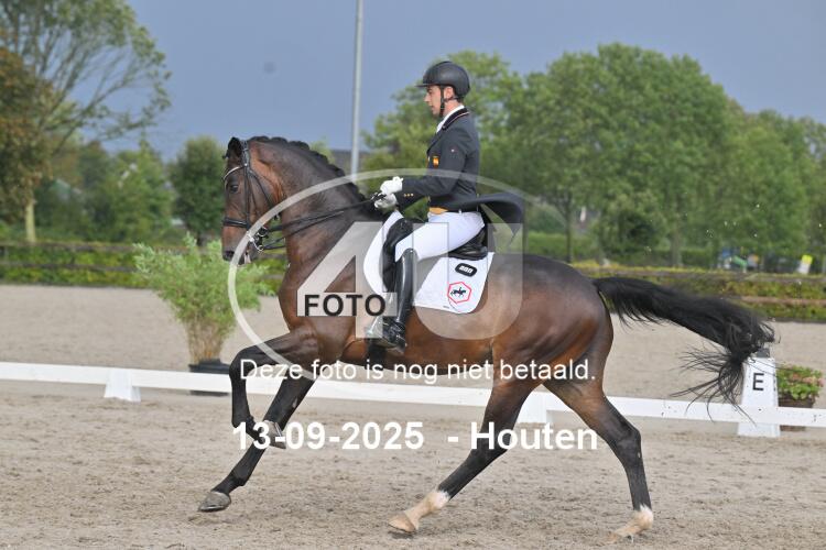250913 2346