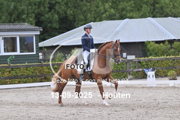 250913 2438