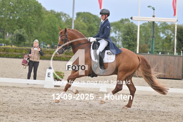 250913 2477
