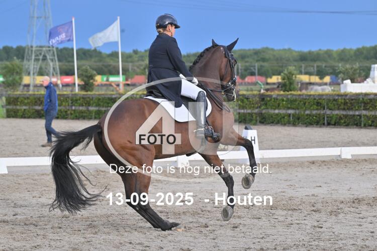 250913 2585