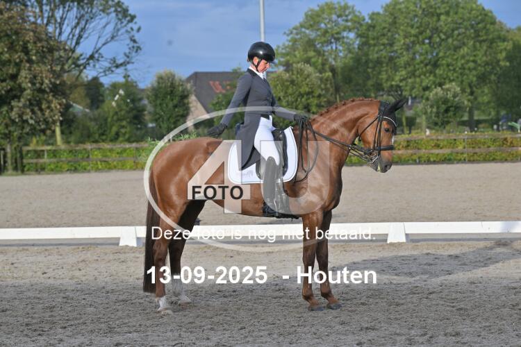 250913 2712