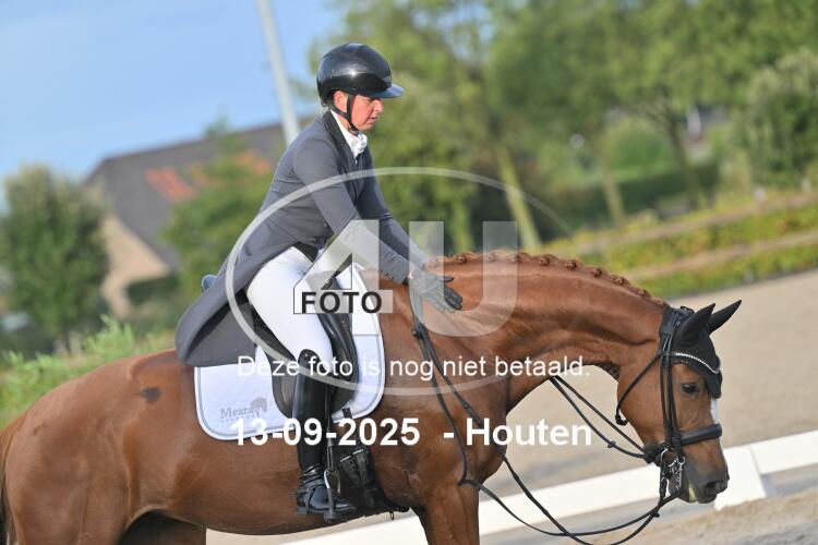 250913 2756