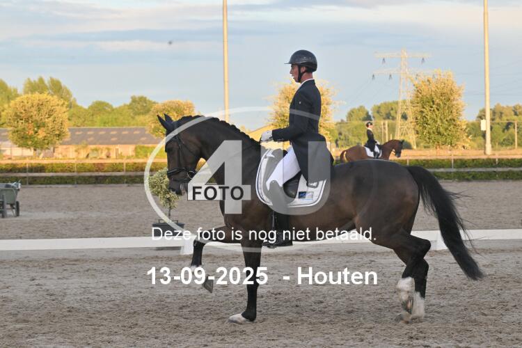 250913 2881