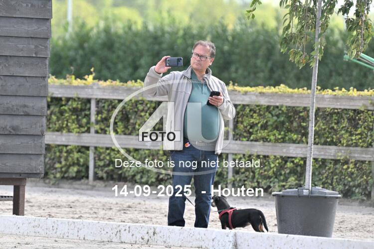250914 1179