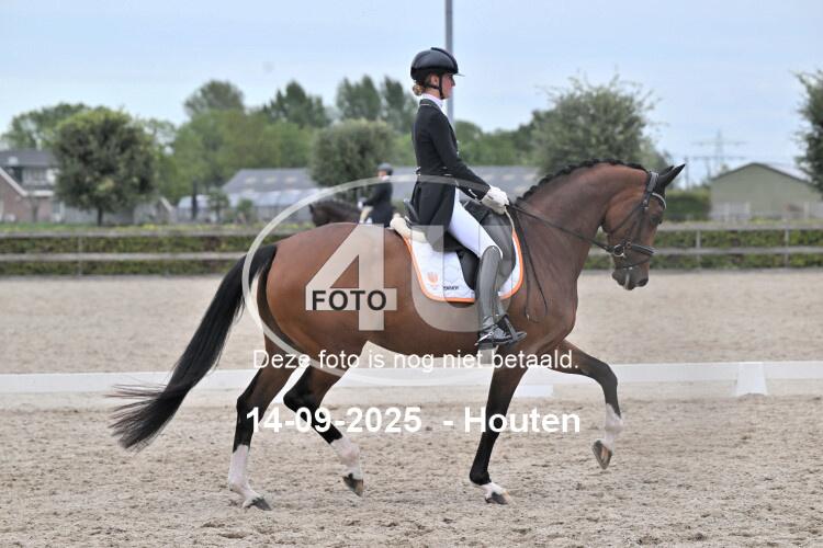 250914 2596