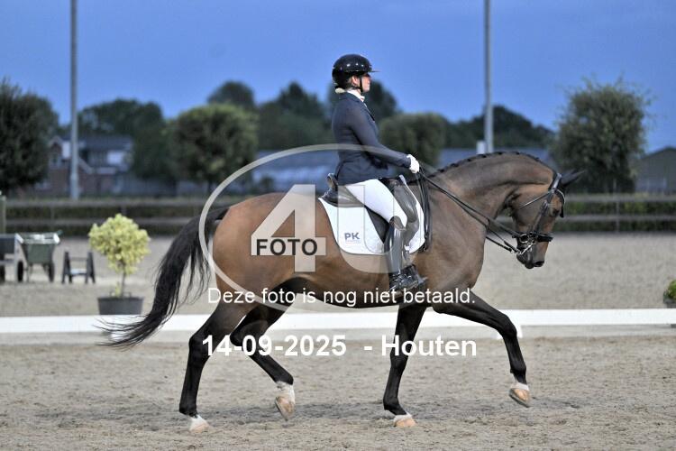 250914 3082