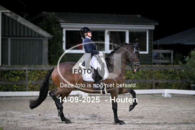 250914 3265