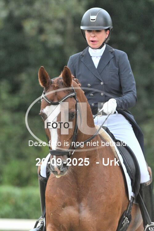 250920 0095