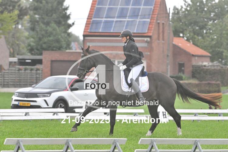 250921 1376