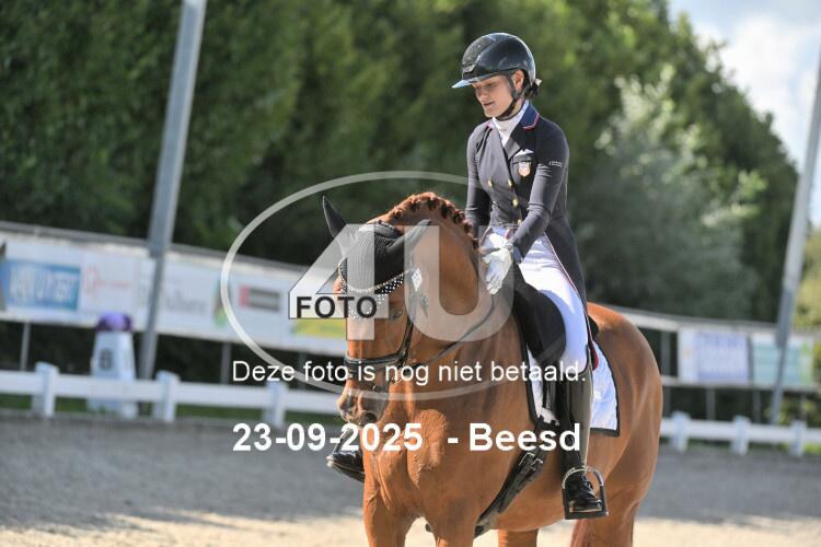 250923 0983