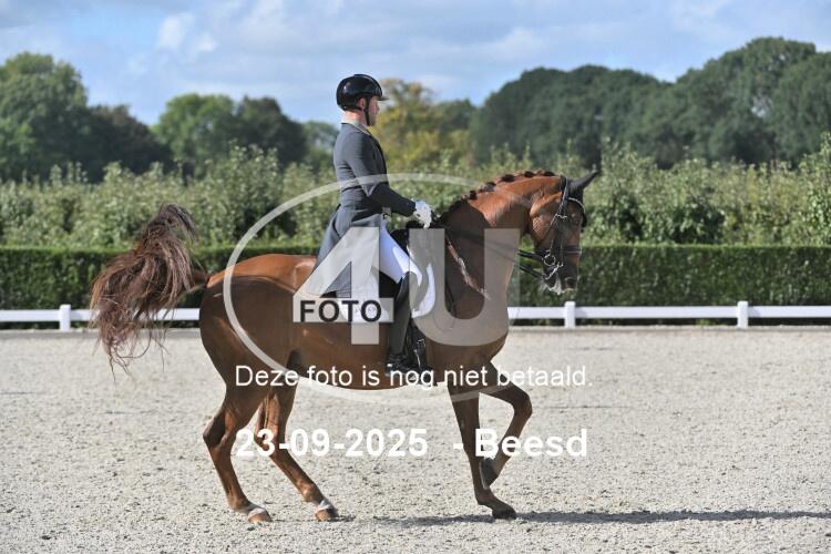 250923 1043