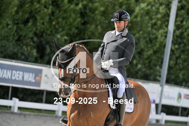 250923 1075