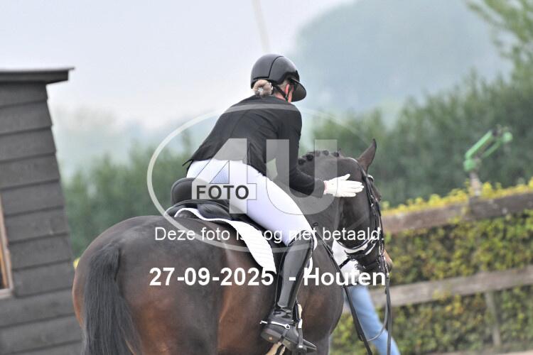 250927 0255